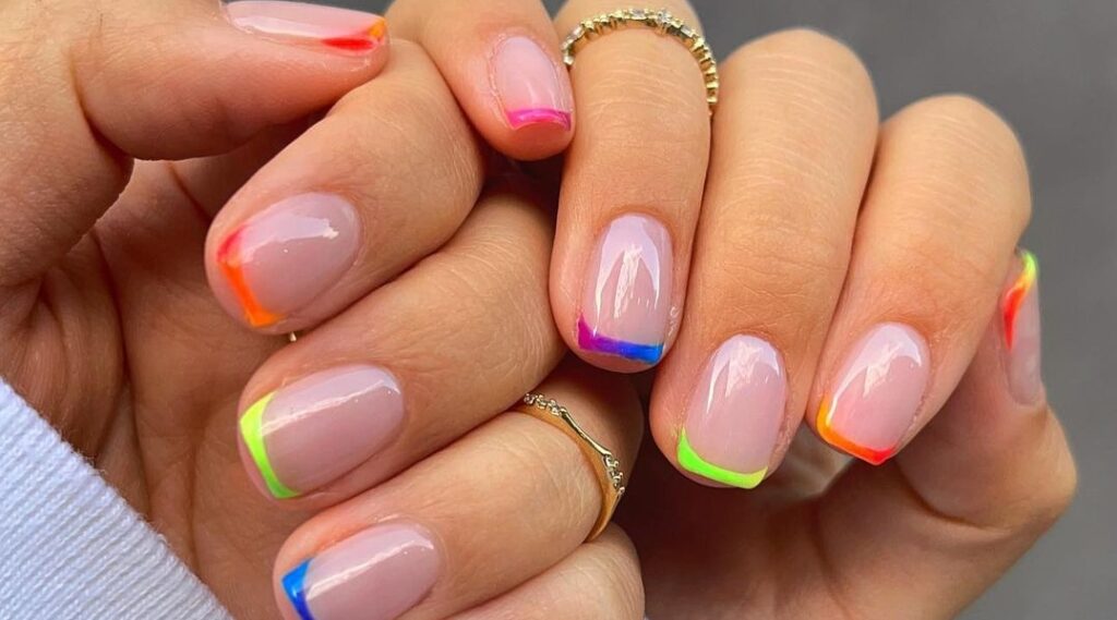 French tip nails