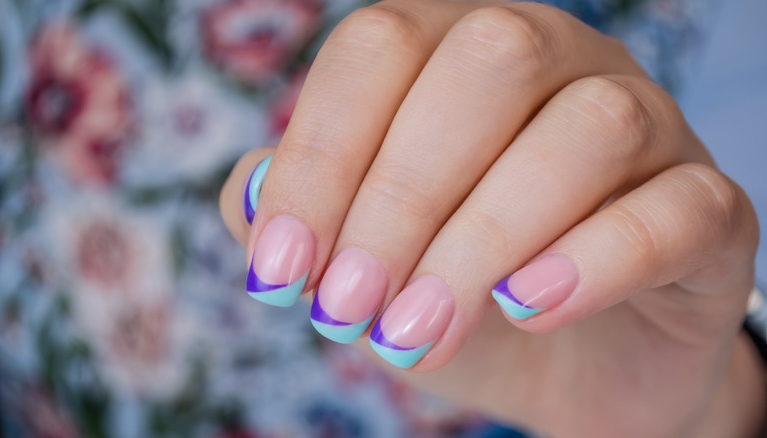 French tip nails