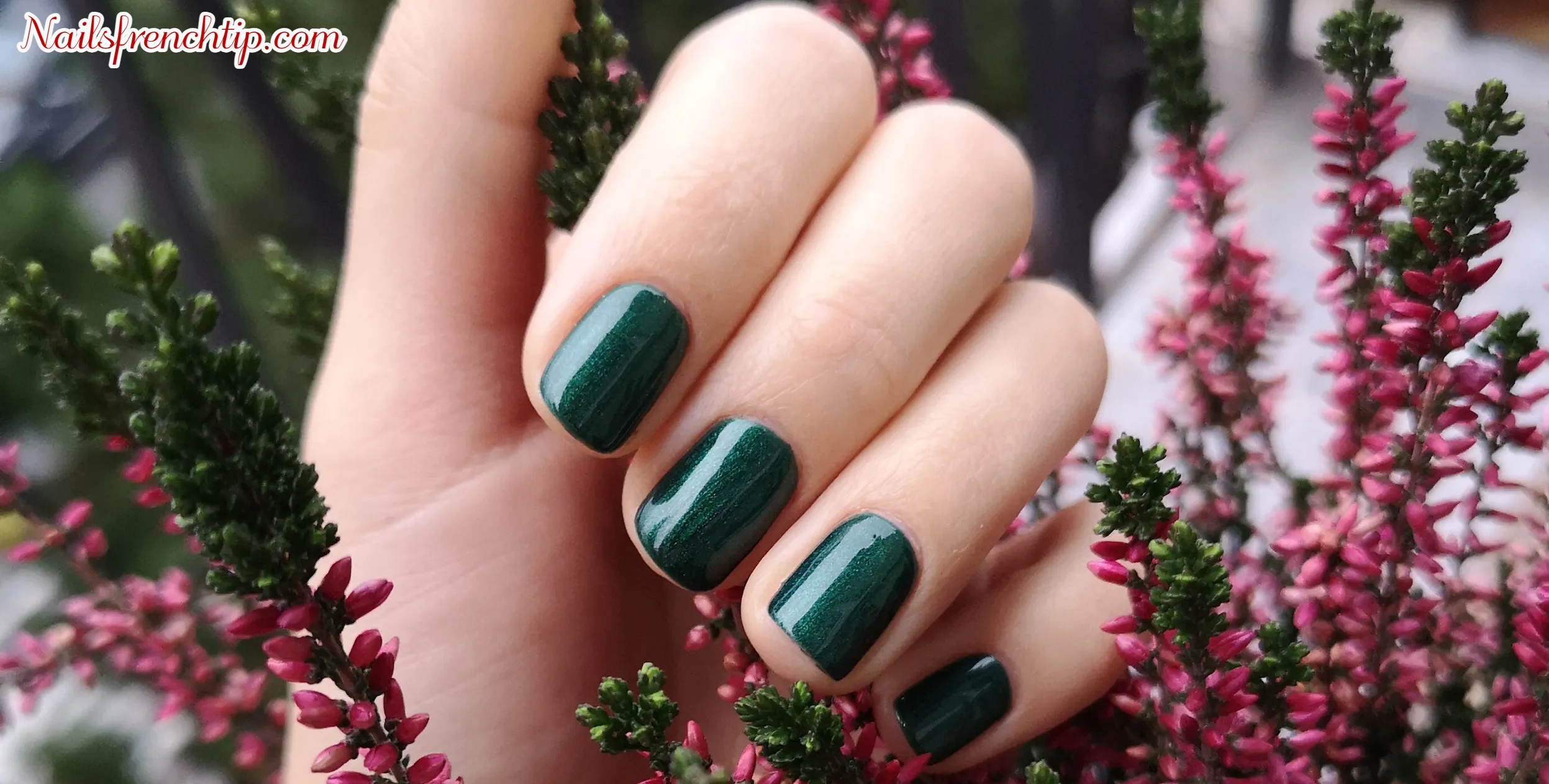 Dark Green Nails