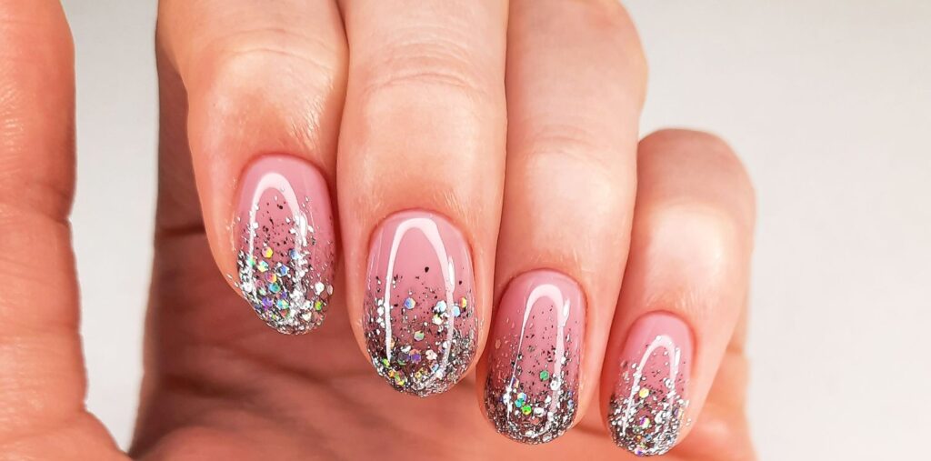 Nail glitter 