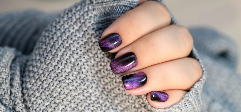 Chrome Cat Eye Nails